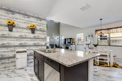 30249 W Catalina Drive, Buckeye, AZ 85396 - Photo 17