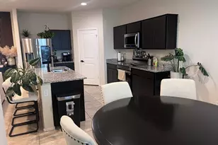 1033 W Beacon Dr, Casa Grande, AZ 85122 - Photo 7