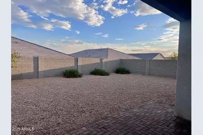 1033 W Beacon Drive, Casa Grande, AZ 85122 - Photo 15