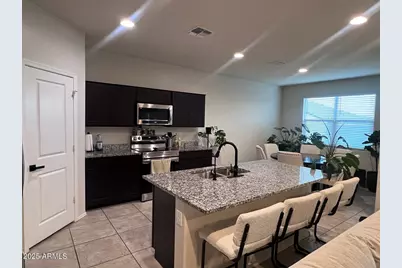 1033 W Beacon Drive, Casa Grande, AZ 85122 - Photo 3