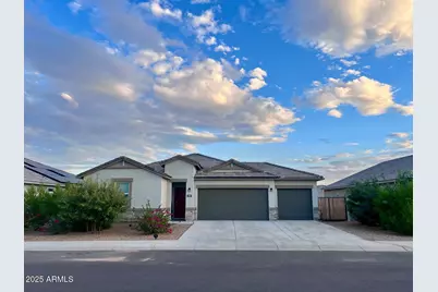 1033 W Beacon Drive, Casa Grande, AZ 85122 - Photo 1