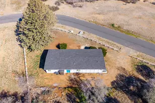 10201 E Black Angus Rd, Dewey, AZ 86327 - Photo 3