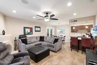 10415 N 10th Street #Unit 2, Phoenix, AZ 85020 - Photo 5