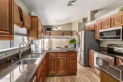 10753 W Ruth Avenue, Peoria, AZ 85345 - Photo 3