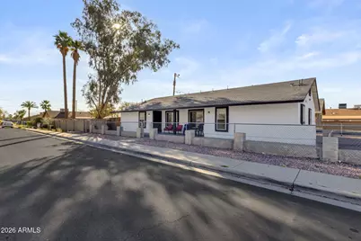 1121 N 25th Place, Phoenix, AZ 85008 - Photo 1