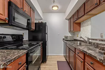4554 E Paradise Village Parkway N #Unit 239, Phoenix, AZ 85032 - Photo 1