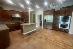 3758 E Ember Glow, Phoenix, AZ 85050 - Photo 3