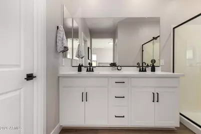 675 E Ginko Avenue #201, Gilbert, AZ 85297 - Photo 21
