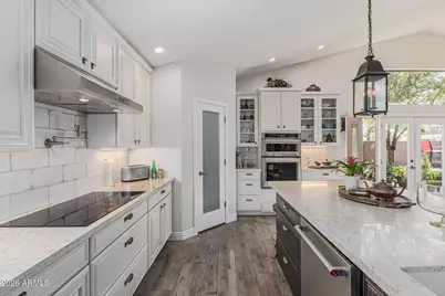 9109 S Grandview Drive, Tempe, AZ 85284 - Photo 17