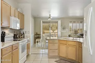 19892 N Shadow Mountain Dr, Surprise, AZ 85374 - Photo 7