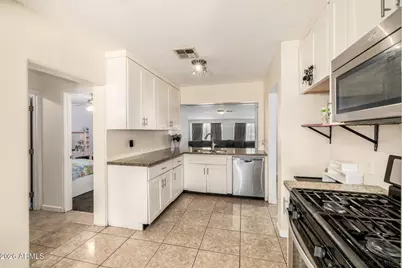 6231 N 47th Drive, Glendale, AZ 85301 - Photo 19