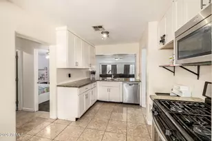 6231 N 47th Dr, Glendale, AZ 85301 - Photo 19