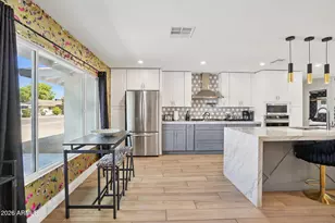 8707 E Clarendon Ave, Scottsdale, AZ 85251 - Photo 9