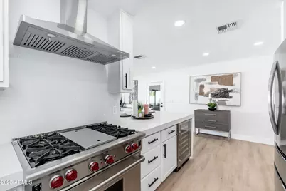 4464 E Campbell Avenue, Phoenix, AZ 85018 - Photo 7