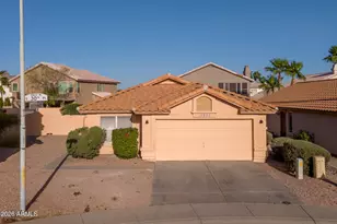 15835 S 30th Pl, Phoenix, AZ 85048 - Photo 1