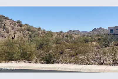 17668 W Estes Way #4, Goodyear, AZ 85338 - Photo 3