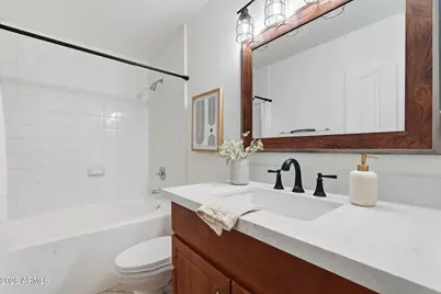 5104 N 32nd Street #109, Phoenix, AZ 85018 - Photo 21