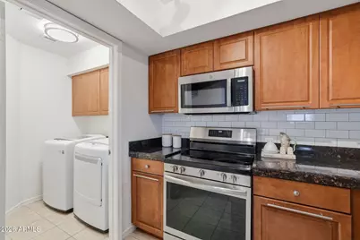 5104 N 32nd Street #109, Phoenix, AZ 85018 - Photo 13