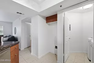 5104 N 32nd St, Phoenix, AZ 85018 - Photo 11