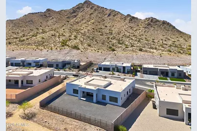 33901 N Borgata Trail, Queen Creek, AZ 85144 - Photo 9