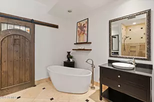 19550 N Grayhawk Dr, Scottsdale, AZ 85255 - Photo 25