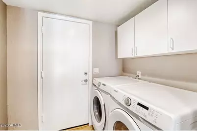 8782 E Pinchot Avenue, Scottsdale, AZ 85251 - Photo 23