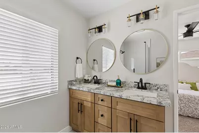 2336 W Village Drive, Phoenix, AZ 85023 - Photo 5