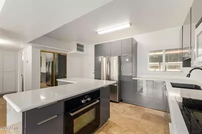 351 E Thomas Road #D104, Phoenix, AZ 85012 - Photo 11