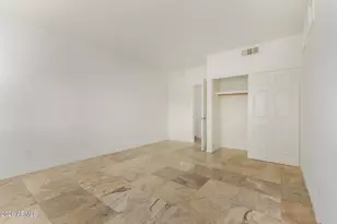 351 E Thomas Rd, Phoenix, AZ 85012 - Photo 17