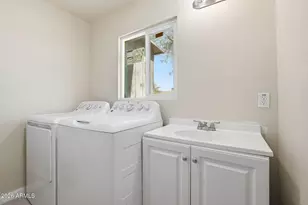 307 N D St, Eloy, AZ 85131 - Photo 19