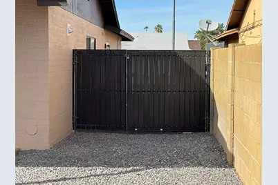 931 W Posada Avenue, Mesa, AZ 85210 - Photo 21