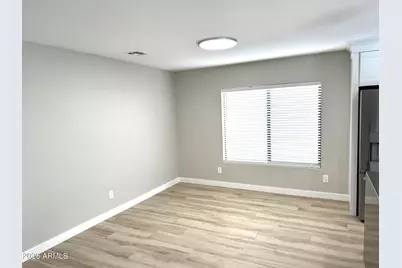 931 W Posada Avenue, Mesa, AZ 85210 - Photo 9