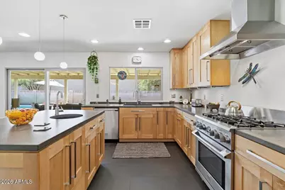 4038 S Birchett Drive, Tempe, AZ 85282 - Photo 11