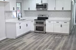 8601 N 71st Ave, Glendale, AZ 85301 - Photo 3