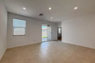 9810 W Pinchot Ave, Phoenix, AZ 85037 - Photo 11