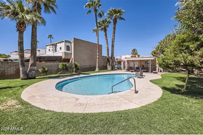 5142 E Monte Vista Road, Phoenix, AZ 85008 - Photo 13