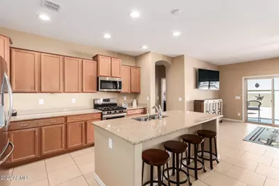 552 W Honey Locust Avenue, Queen Creek, AZ 85140 - Photo 7