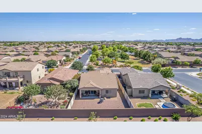 552 W Honey Locust Avenue, Queen Creek, AZ 85140 - Photo 3