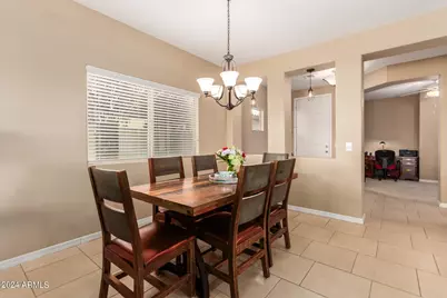 552 W Honey Locust Avenue, Queen Creek, AZ 85140 - Photo 9