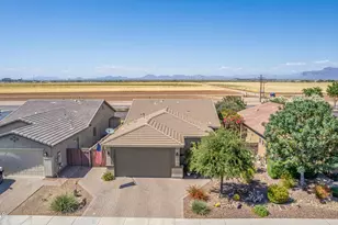 552 W Honey Locust Ave, Queen Creek, AZ 85140 - Photo 1