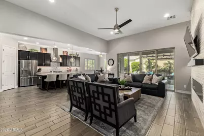 9216 W Sands Drive, Peoria, AZ 85383 - Photo 13