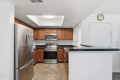 5757 W Eugie Avenue #1102, Glendale, AZ 85304 - Photo 9