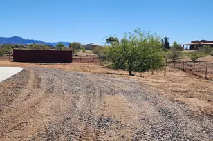 27375 S Congress Wy, Congress, AZ 85332 - Photo 5