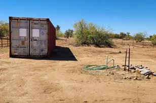 27375 S Congress Wy, Congress, AZ 85332 - Photo 13