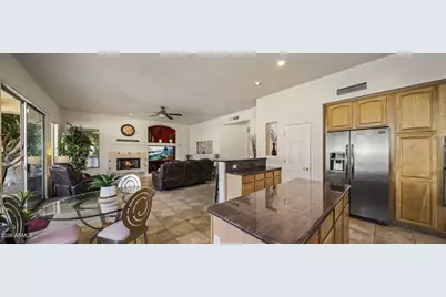 320 E Maryland Avenue, Phoenix, AZ 85012 - Photo 9