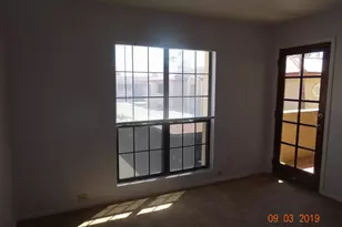 10410 N Cave Creek Rd, Phoenix, AZ 85020 - Photo 15