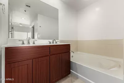 2302 N Central Avenue #404, Phoenix, AZ 85004 - Photo 19