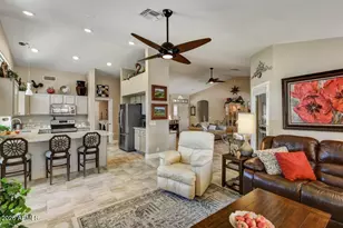 18836 N 89th Dr, Peoria, AZ 85382 - Photo 11