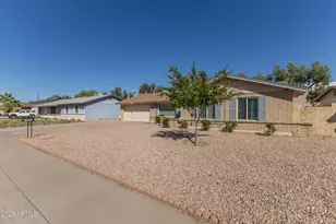 10605 N 45th Dr, Glendale, AZ 85304 - Photo 3