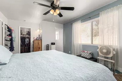 10605 N 45th Drive, Glendale, AZ 85304 - Photo 17